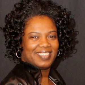 Meet your Posher, Roslyn